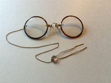 victorian era eyeglasses.